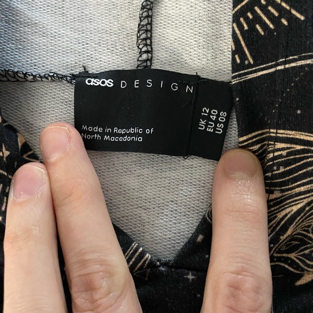 ASOS Oversized Black Witchy Graphic Hoodie Dress - Picture 8 of 8
